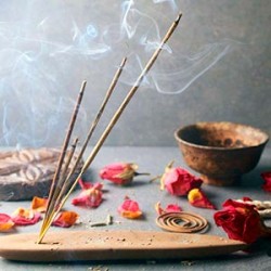 Благовония, масла и смолы